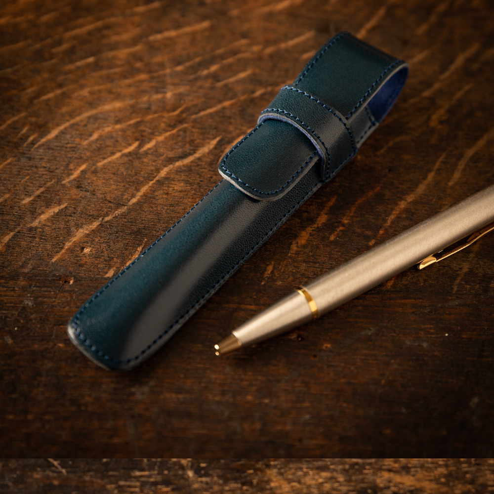 オリエンタブルー